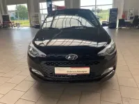 Gebraucht Hyundai i20 GO! 75 PS (55 kW) 2017 Schwarz Limousine