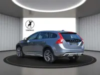 Gebraucht Volvo V60 CC Summum 150 PS (110 kW) 2016 Grau Kombi