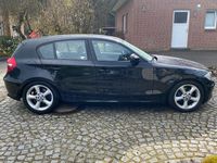 Gebraucht BMW 118 143 PS (105 kW) 2010 Schwarz Kleinwagen