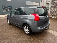 Gebraucht Peugeot 5008 150 PS (110 kW) 2011 Grau Van / Kleinbus