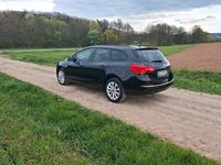 Gebraucht Opel Astra 165 PS (121 kW) 2013 Schwarz Kombi