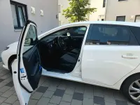 Gebraucht Toyota Auris Executive 116 PS (85 kW) 2015 Weiß Limousine