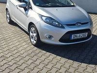 Gebraucht Ford Fiesta Trend 82 PS (60 kW) 2013 Silber Kleinwagen