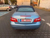 Gebraucht Mercedes E350 272 PS (200 kW) 2011 Blau Cabrio