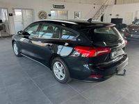 Gebraucht Ford Focus Cool & Connect 125 PS (91 kW) 2020 Schwarz Kombi