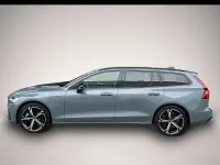 Gebraucht Volvo V60 Plus 455 PS (334 kW) 2023 Manufacturer Kombi