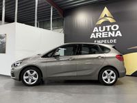Gebraucht BMW 220 Active Tourer Basis 190 PS (139 kW) 2015 Silber Van / Kleinbus
