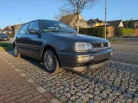 Brugt VW Golf III 75 HK (55 kW) 1996 Grå Sedan