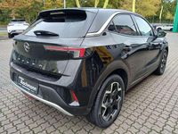 Gebraucht Opel Mokka-e Ultimate 100 kW (136 PS) 2022 Karbon schwarz metallic SUV