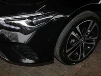 Gebraucht Mercedes CLA180 Advanced Plus 136 PS (100 kW) 2025 Metalliclack kosmosschwarz Limousine