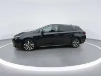 Neu Toyota Corolla Hybrid 179 PS (131 kW) 2026 Black mica / ink Kombi