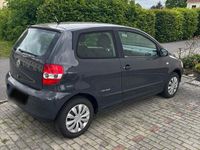 Gebraucht VW Fox 54 PS (39 kW) 2010 Grau Kleinwagen