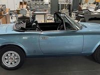 Gebraucht Fiat 124 Spider 131 PS (96 kW) 1981 Blau Cabrio