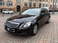 Gebraucht Mercedes E220 170 PS (125 kW) 2010 Schwarz Limousine