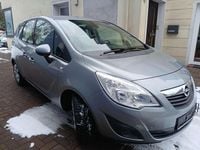 Gebraucht Opel Meriva Edition 101 PS (74 kW) 2012 Silbersee/perl silber (m2) Van / Kleinbus