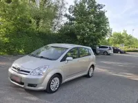 Używany Toyota Corolla Executive 129 KM (94 kW) 2007 Złoty Kombi
