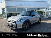 Gebraucht Mini Cooper SE Essential 135 kW (184 PS) 2023 Silber Kleinwagen