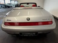 Gebraucht Alfa Romeo Spider 163 PS (119 kW) 1998 Silber Cabrio