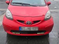 Gebraucht Toyota Aygo 68 PS (50 kW) 2006 Rot Kleinwagen