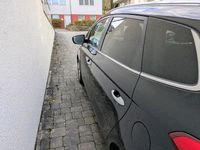 Gebraucht Kia Carens 135 PS (99 kW) 2014 Schwarz Van / Kleinbus