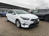 Gebraucht Kia Ceed Edition 7 101 PS (74 kW) 2023 Weiß Kleinwagen