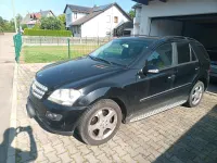 Gebraucht Mercedes ML320 224 PS (164 kW) 2006 Schwarz SUV