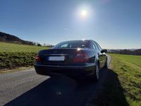 Gebraucht Mercedes E200 Elegance 163 PS (119 kW) 2004 Blau Limousine