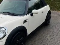 Gebraucht Mini Cooper D Cabriolet 111 PS (81 kW) 2011 Beige Cabrio