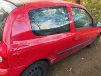 Gebraucht Renault Clio II Campus 58 PS (42 kW) 2011 Rot Kleinwagen