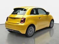 Nowe Fiat 500 65 KM (47 kW) 2026 Żółty Hatchback