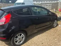 Gebraucht Ford Fiesta Trend 80 PS (58 kW) 2016 Schwarz Kleinwagen