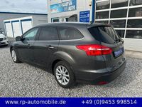 Usata Ford Focus Titanium 125 CV (91 kW) 2016 Grigio Berlina