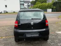Gebraucht VW Fox 54 PS (39 kW) 2006 Schwarz Kleinwagen