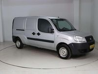 Gebraucht Fiat Doblò 75 PS (55 kW) 2009 Silber Van / Kleinbus