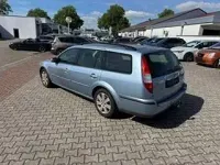 Gebraucht Ford Mondeo 125 PS (91 kW) 2003 Blau Limousine