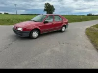 Gebraucht Renault 19 73 PS (53 kW) 1993 Rot Limousine