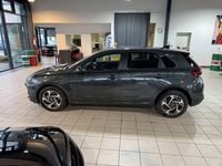 Neu Hyundai i30 140 PS (102 kW) 2025 Cypress green mineraleffekt Limousine
