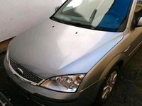 Gebraucht Ford Mondeo 115 PS (84 kW) 2003 Silber Limousine