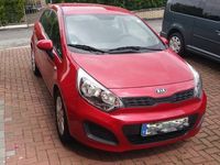 gebraucht Kia Rio Signalrot-Metallic, Edition 7, Benzin, 63 kW, 1248 ccm