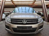 Gebraucht VW Tiguan Trendline 125 PS (91 kW) 2015 Beige SUV