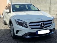 Gebraucht Mercedes GLA220 177 PS (130 kW) 2015 Weiß SUV