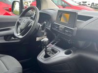 Gebraucht Opel Combo Edition 102 PS (75 kW) 2024 Weiß Van / Kleinbus