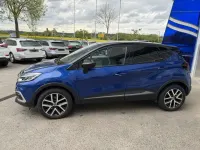 Gebraucht Renault Captur Version S 150 PS (110 kW) 2019 Blue rqh + black gne SUV