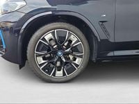 Gebraucht BMW iX3 Impressive 210 kW (286 PS) 2023 Schwarz SUV