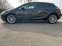 Gebraucht Opel Astra 122 PS (89 kW) 2013 Schwarz Limousine