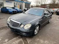 Gebraucht Mercedes E200 184 PS (135 kW) 2008 Tenoritgrau Kombi
