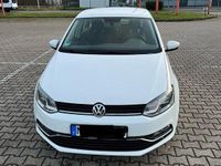 Gebraucht VW Polo Comfortline 90 PS (66 kW) 2015 Weiß Kleinwagen