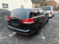 Gebraucht Opel Vectra 140 PS (102 kW) 2007 Schwarz Kombi