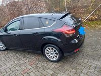 Usata Ford Focus 150 CV (110 kW) 2012 Nero Utilitaria