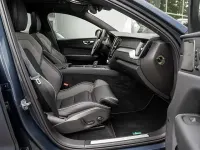 Gebraucht Volvo XC60 145 PS (106 kW) 2022 SUV